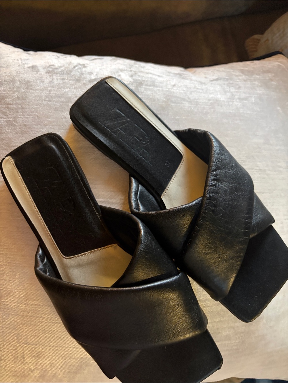 Zara Black Crisscross Slide Sandals - Women's Slip-On